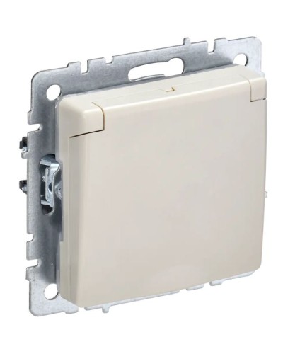 Розетка с з/к РСбш10-3-БрКр бежевый BRITE (BR-R16-16-K10). Розетка с заземлением с защитными шторками и крышкой. IEK в Норильске